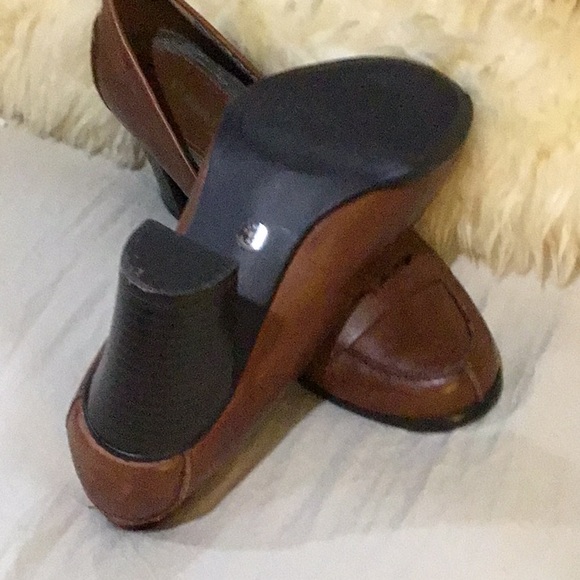 Shoes - Picture 2 of 2